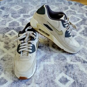 Nike Airmax Womens Size 8.5